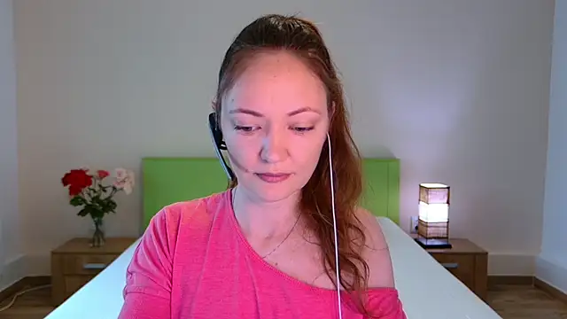 AddictiveLara's Webcam Show