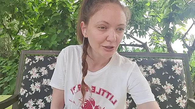 AddictiveLara Live XXX-chat