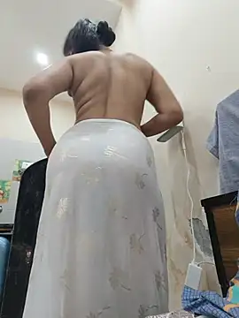 ______________I__________ Adlı Modelin Web Kamerası Şovu