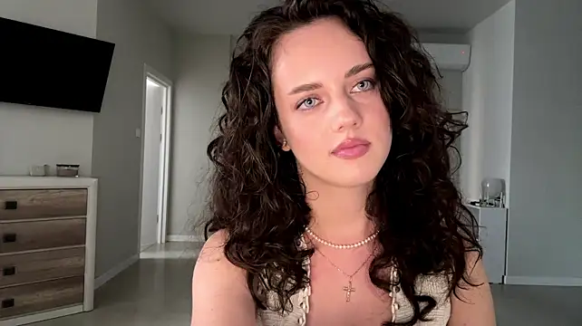 A_Milly Adlı Modelin Canlı XXX Sohbeti
