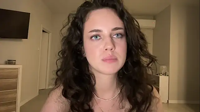 A_Milly élő XXX-chatje