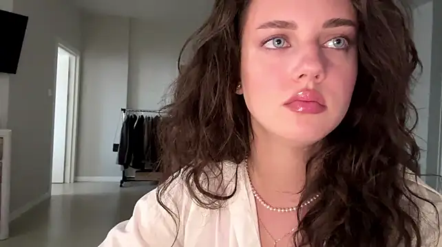 A_Milly Adlı Modelin Canlı XXX Sohbeti
