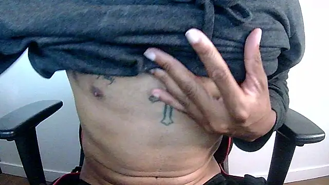 itssofuckingbig Show in webcam