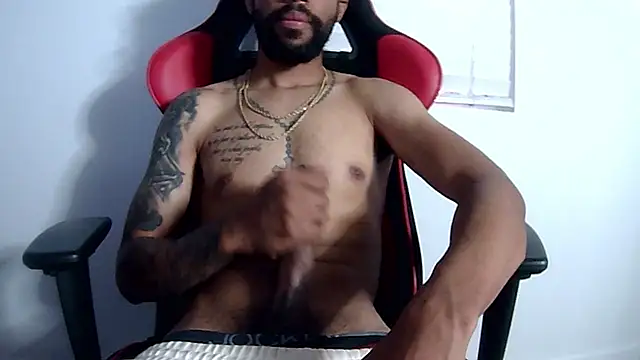 Show modela itssofuckingbig na web-kameri