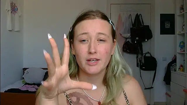 yourcherry3 Chat XXX live