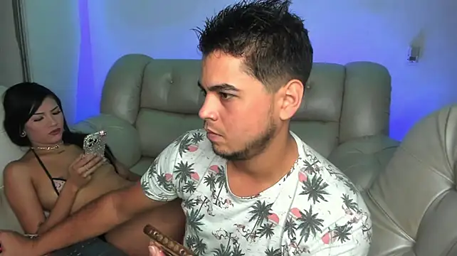 Cat_couplee69's Webcam Show