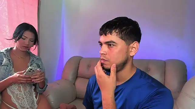 Cat_couplee69 Adlı Modelin Web Kamerası Şovu