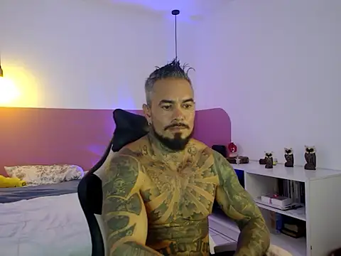 Show modela Dom_Jhuan na web-kameri