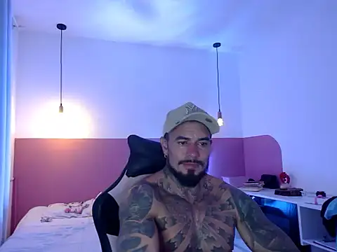 Show modela Dom_Jhuan na web-kameri