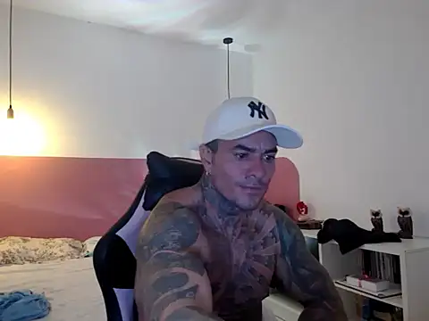 Dom_Jhuan Webcam Show