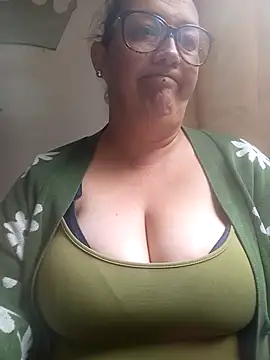 _Saraqueen--'s Live XXX Chat