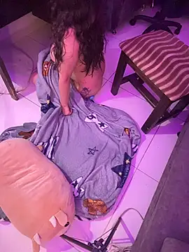 bunnies_fucking Adlı Modelin Web Kamerası Şovu