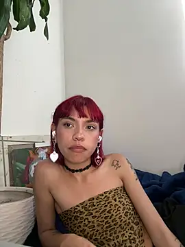 Show modela xLilyAngelx_ na web-kameri