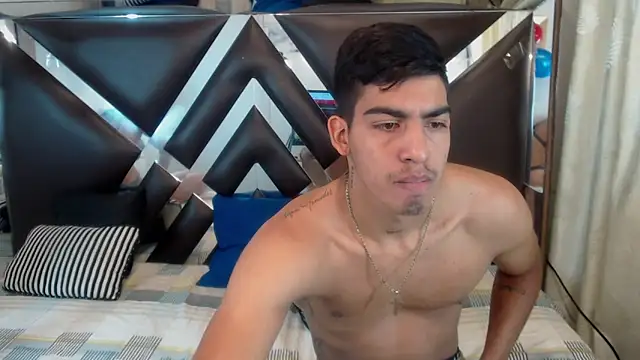 Milo_and_Mily Webcam-Show