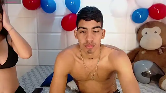 Milo_and_Mily Webcamshow