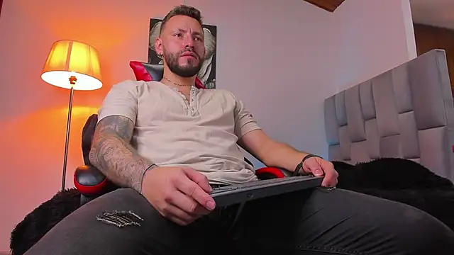 Show de webcam de Kael_Stone