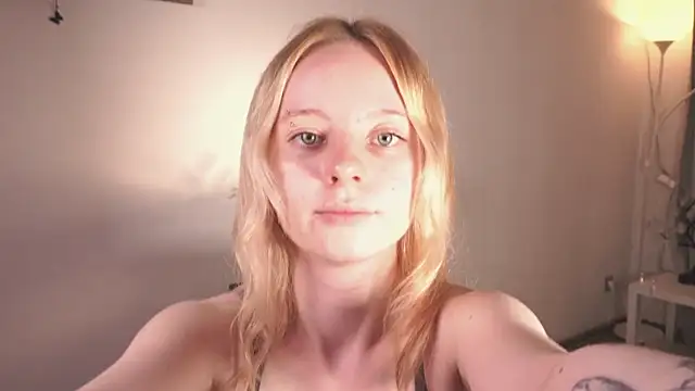 XXX chat uživo modela quake_123
