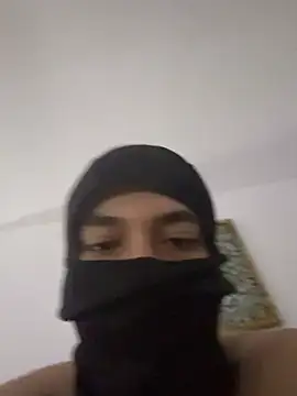 GIVENCHY_LVX Webcam show