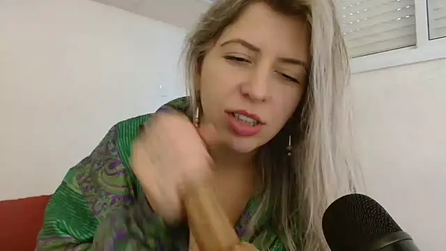 Show de Lize_Ash na webcam
