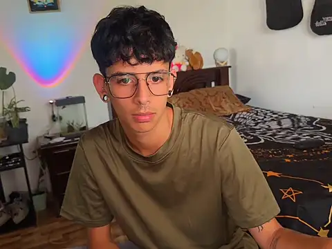ibrat_andy1n Webbikameraesitys