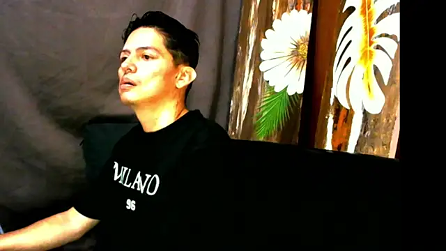 Show modela kimblaze8A na web-kameri