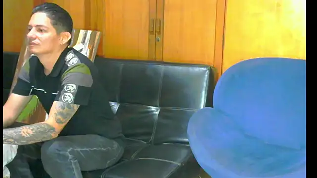 kimblaze8A Webcam show