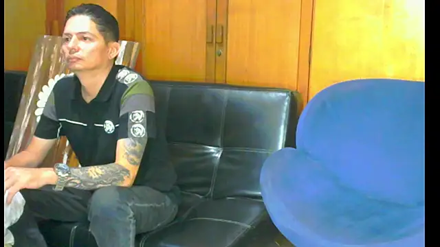 kimblaze8A Webcam show
