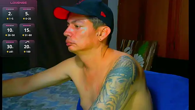 kimblaze8A webcam show