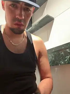 Show modela Col_fck na web-kameri