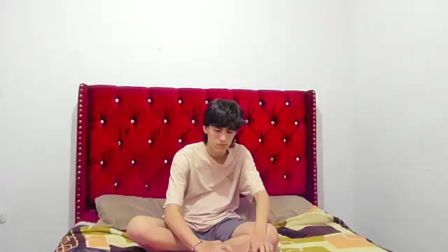 Gael_G18's Webcam Show