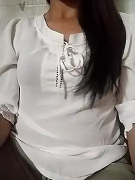 Helen-nn's Live XXX Chat