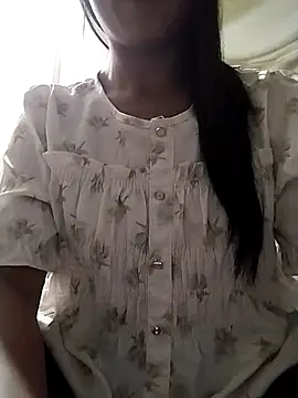 Chat +18 de Helen-nn ao vivo
