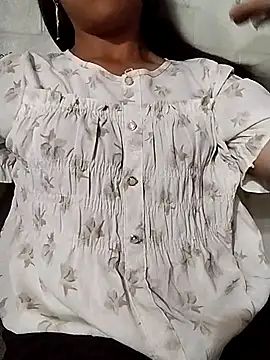 Helen-nn's Live XXX Chat