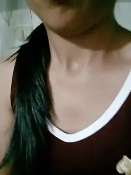 Chat +18 de Helen-nn ao vivo