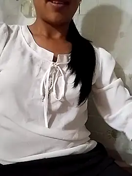 Chat +18 de Helen-nn ao vivo