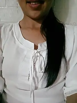 Helen-nn Live XXX-chat