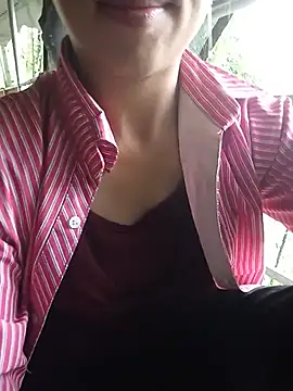 Helen-nn élő XXX-chatje