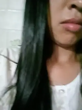 Chat XXX en directo de Helen-nn