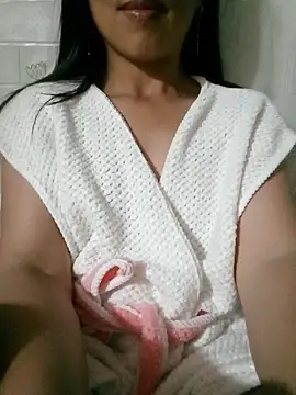 Helen-nn Chat XXX live