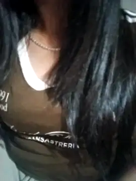 Helen-nn Adlı Modelin Canlı XXX Sohbeti