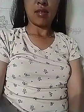 Helen-nn's Live XXX Chat