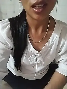 Helen-nn's Live Chat Room