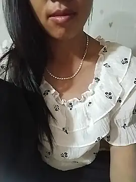 Helen-nn 现场XXX聊天