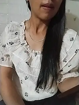 แชท XXX สดของ Helen-nn