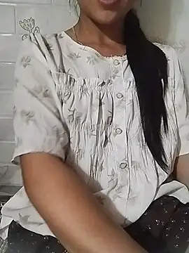 Helen-nn Live XXX-Chat