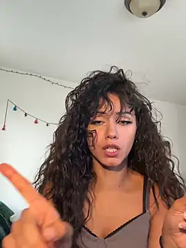 הופעת וובקא ם של Kittybangerangbang