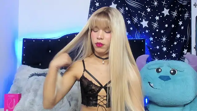 Lisaa_Sweet Show in webcam