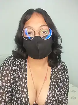 hottydisha Show in webcam