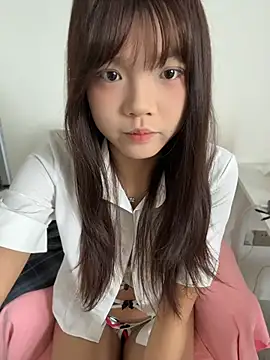 ห้องแชทสดของ ela_sisi