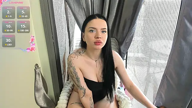 Evelyne_xxo élő XXX-chatje